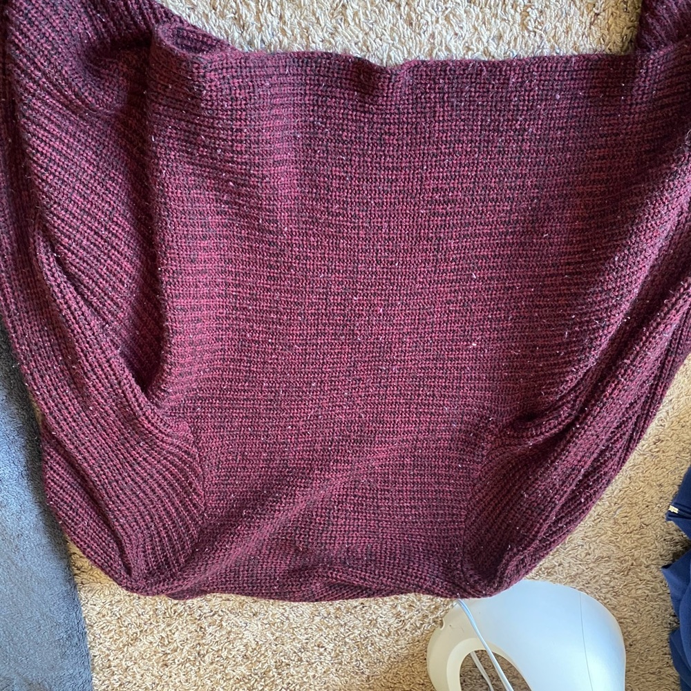Burgundy knitted Sweater